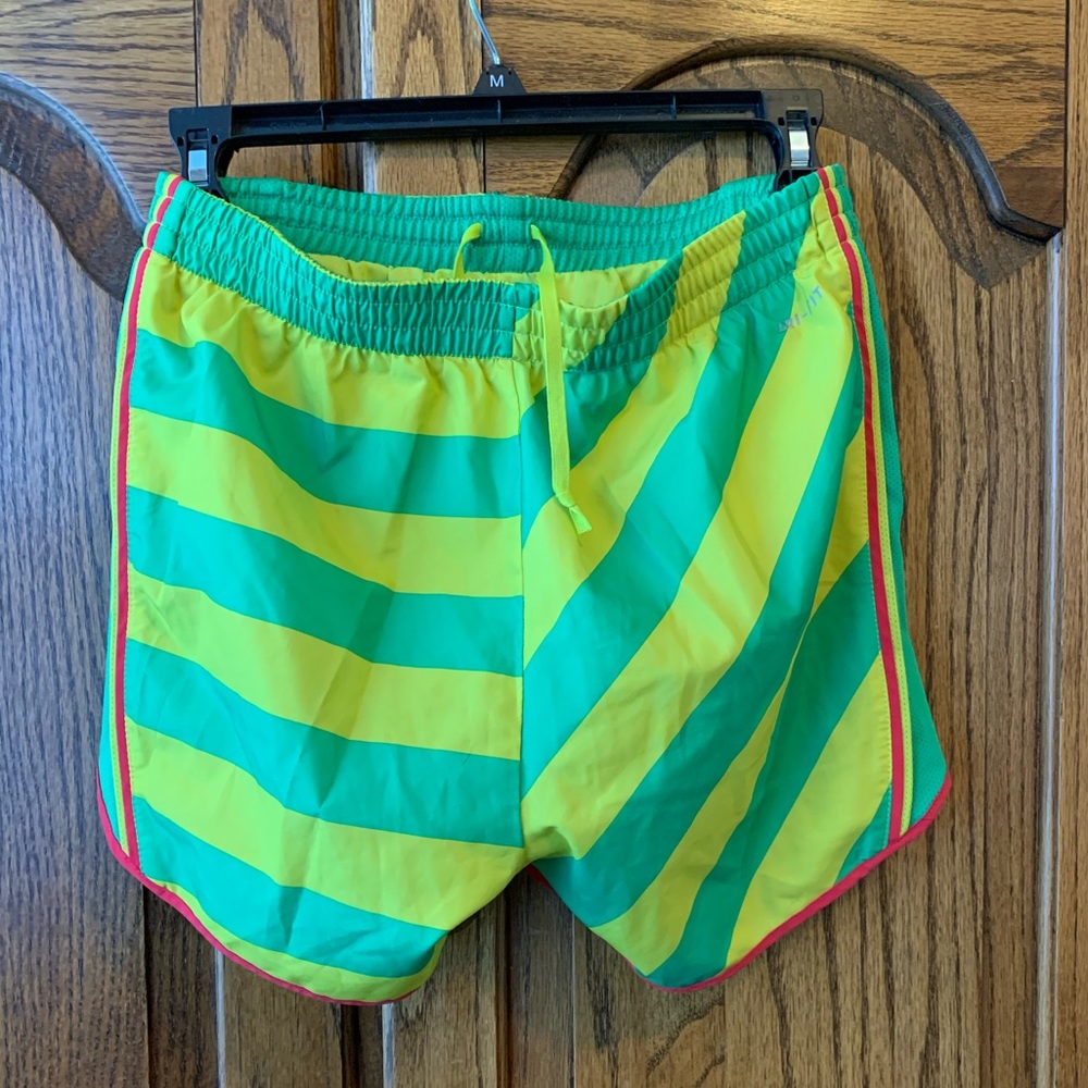 NIKE DRYFIT SHORTS